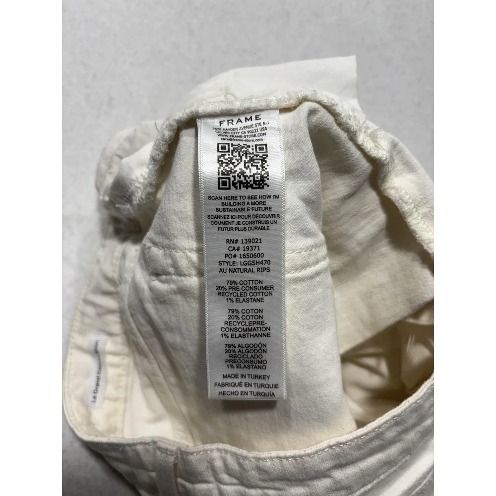 FRAME Le Grand Garcon Boyfriend Denim Shorts White 27 LGGSH470 Frayed Cut Off